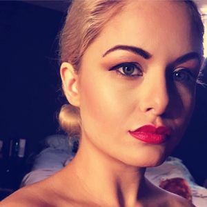 Meet your Posher, Tabitha